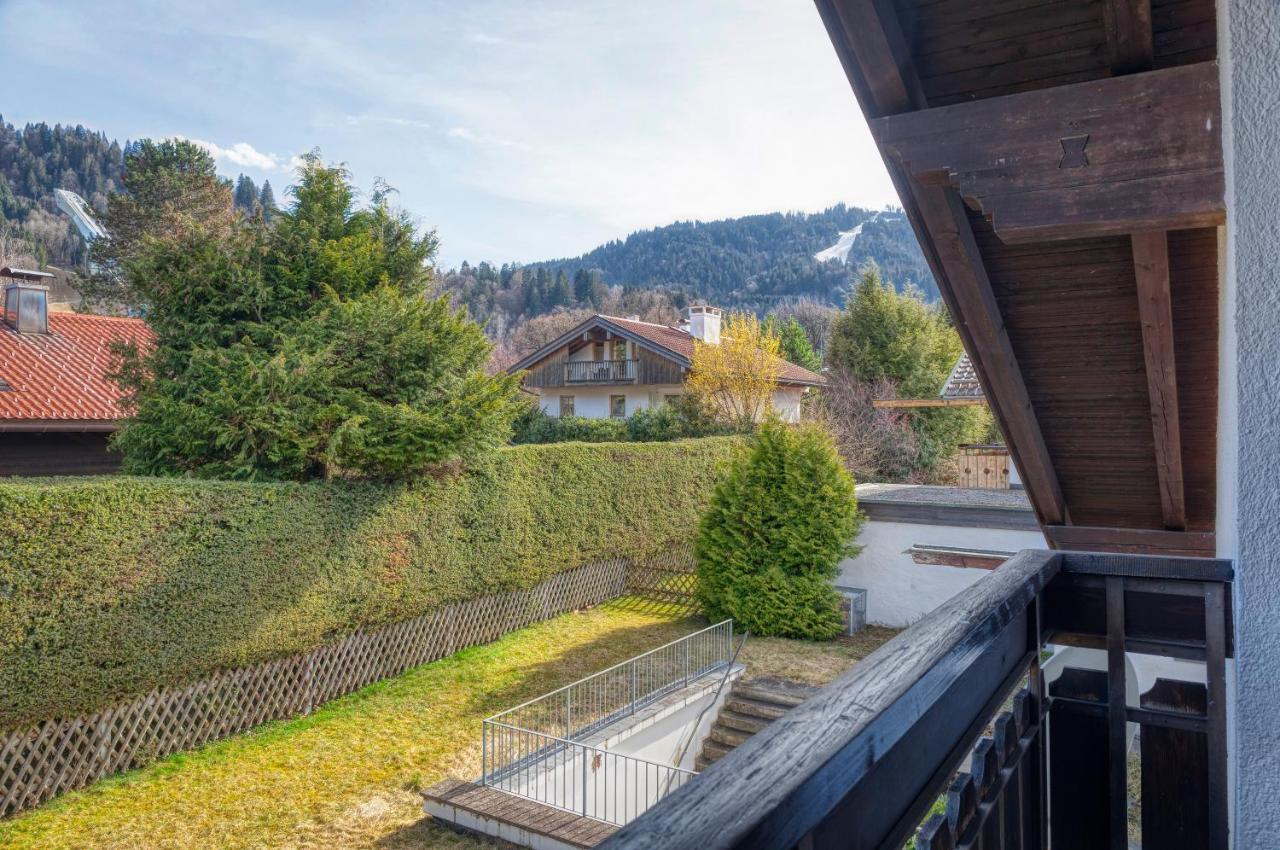 Ruhige Ferienwohnung Partenkirchen 2 Гармиш-Партенкирхен Экстерьер фото